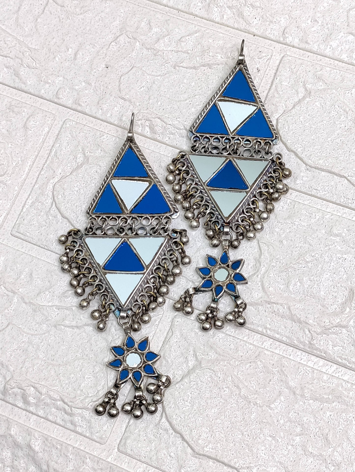 IKRA GLASS EARRINGS