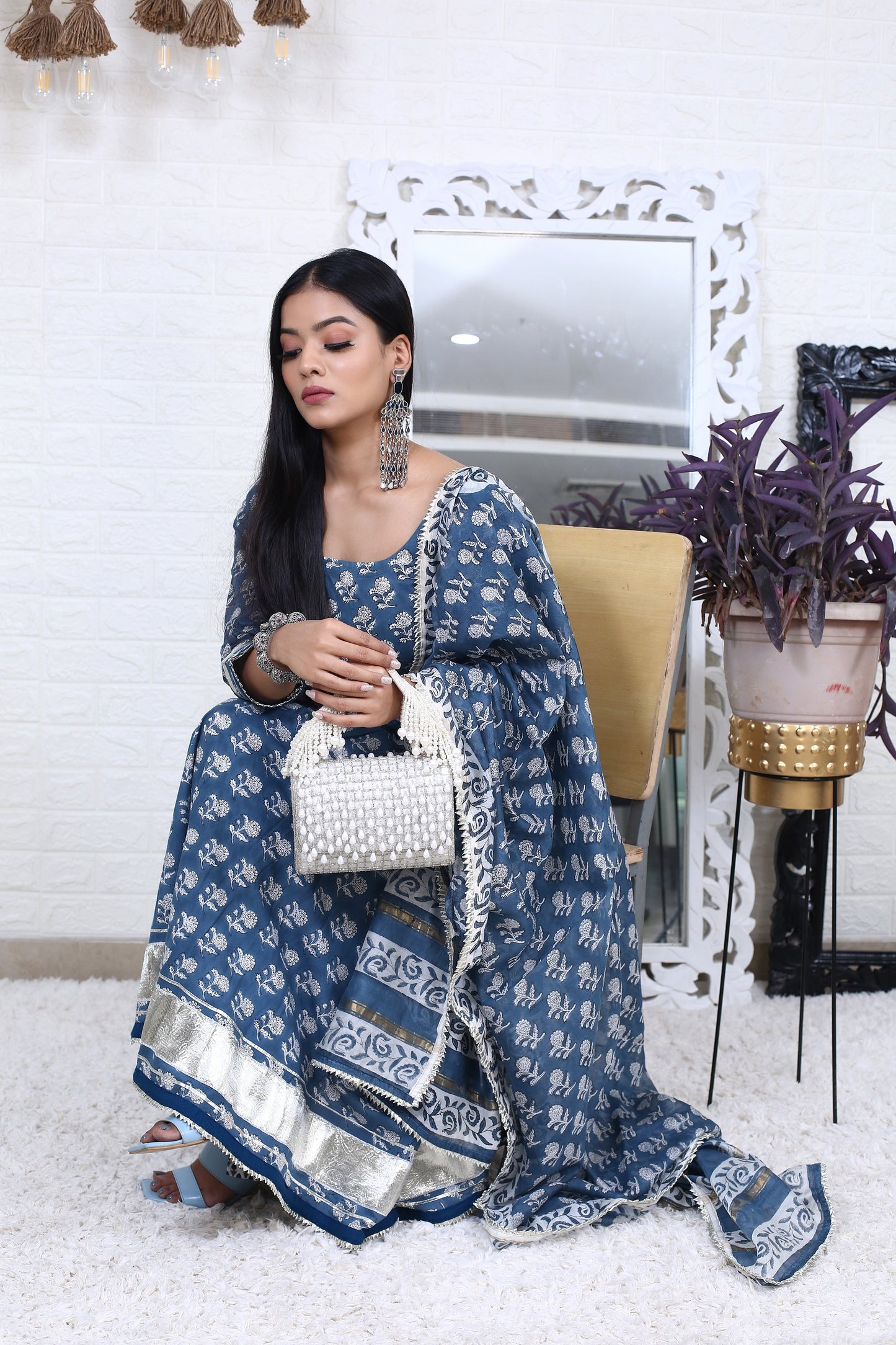The Pearl Story Bag