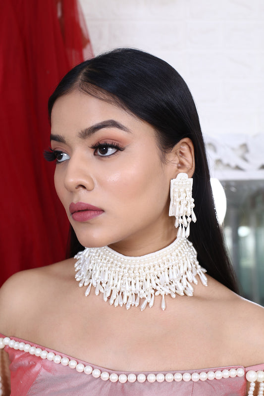 Aafreen choker