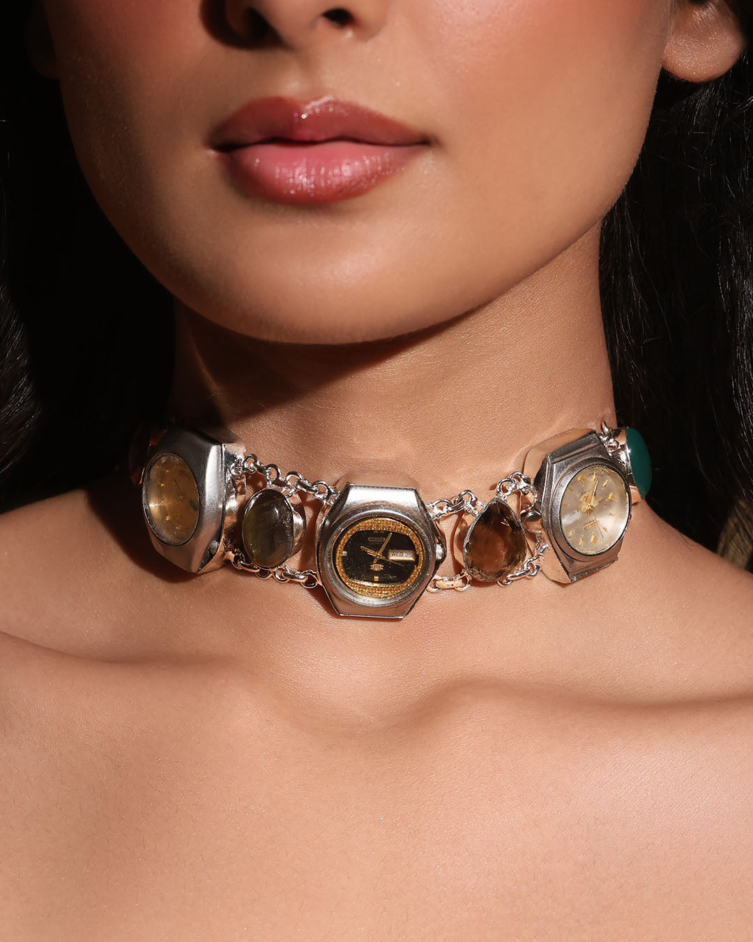 Neckdial