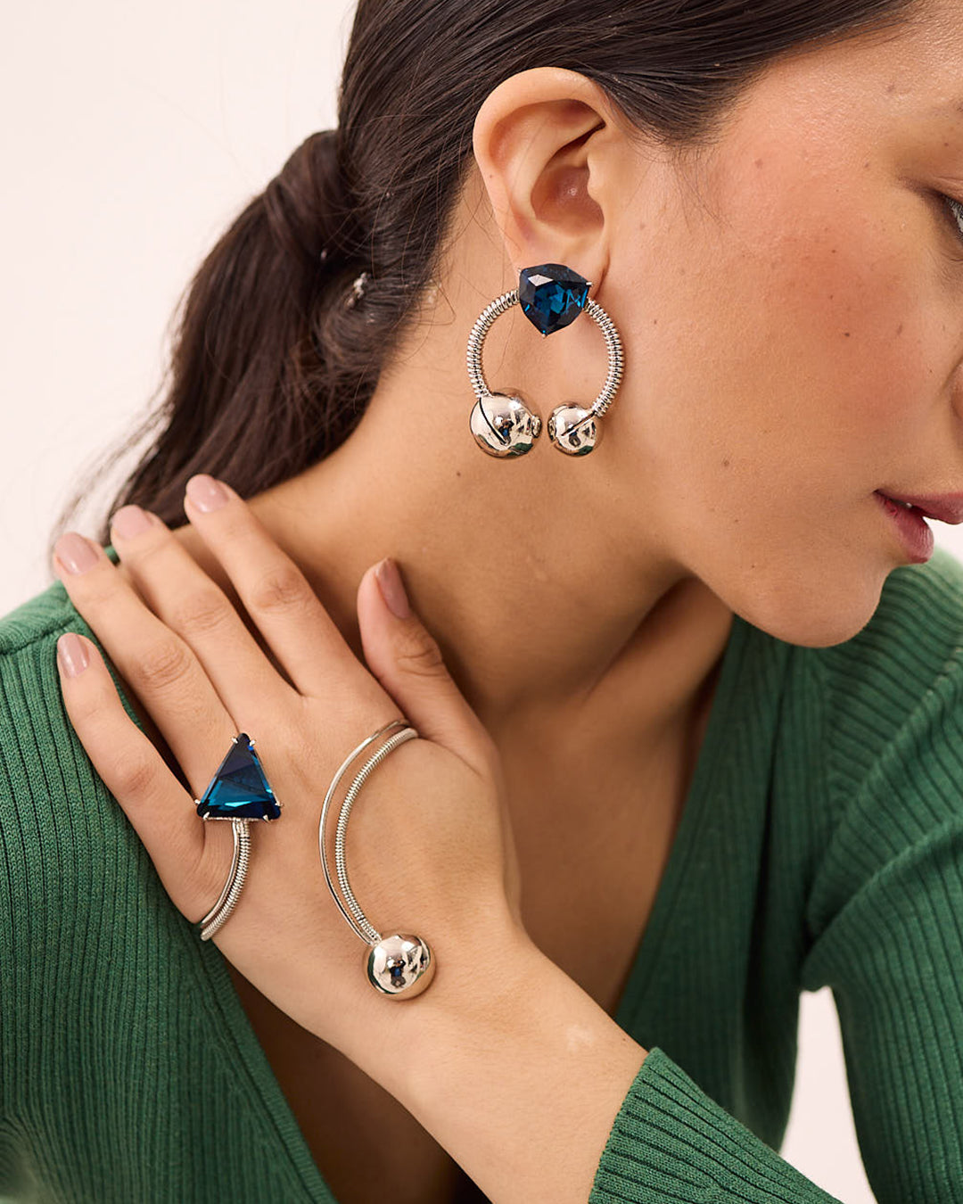 AZALEA GEMSTONE EARRINGS (SILVER)