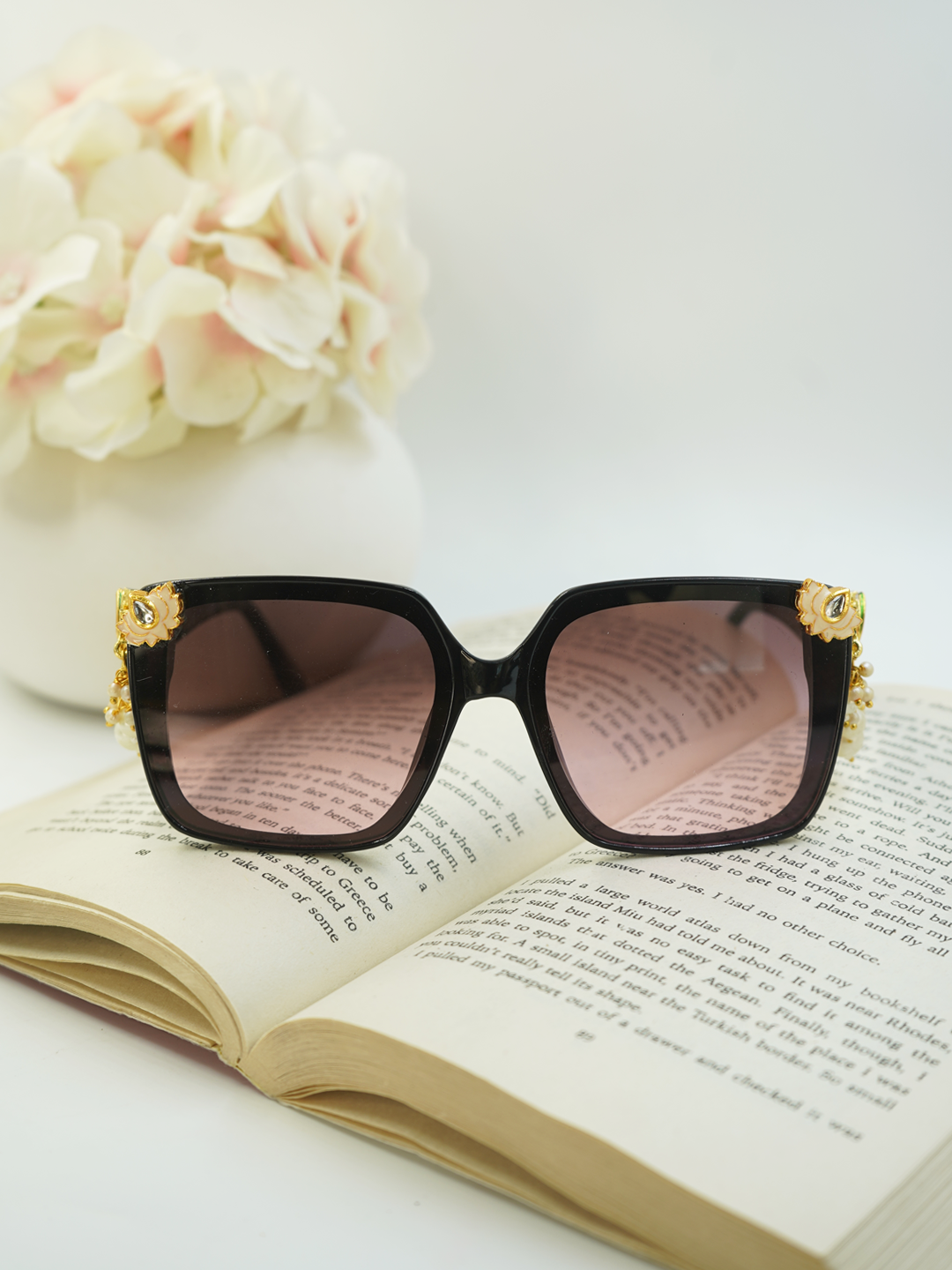 NAKHRA SUNGLASSES