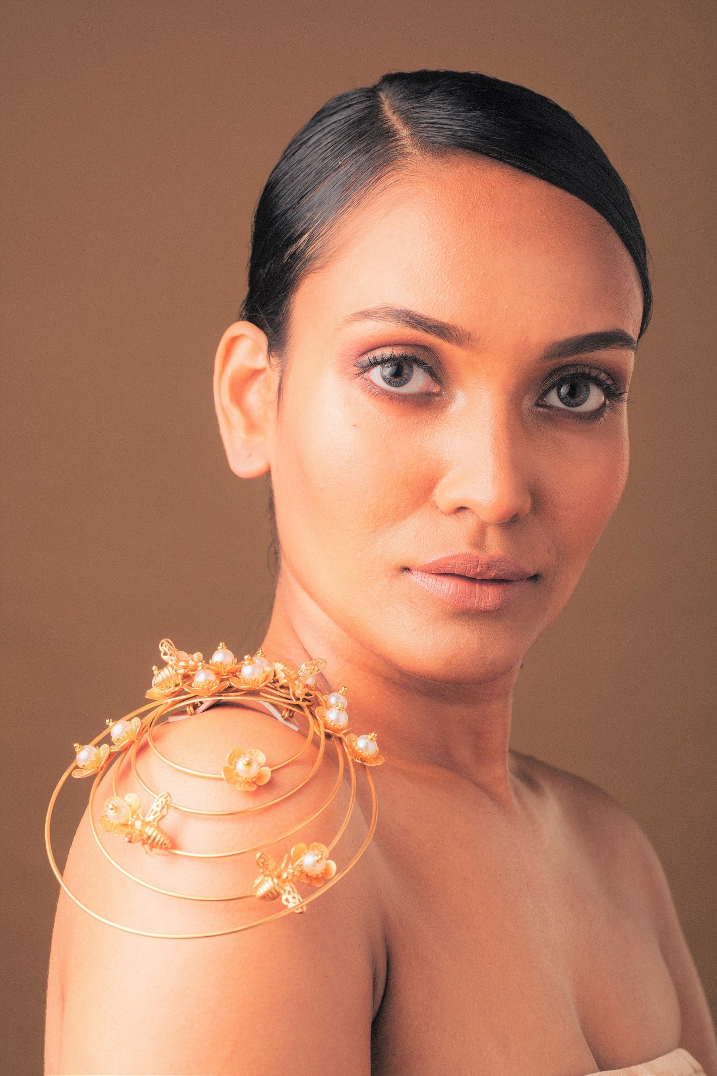 Aristocrat Shoulder Accessory