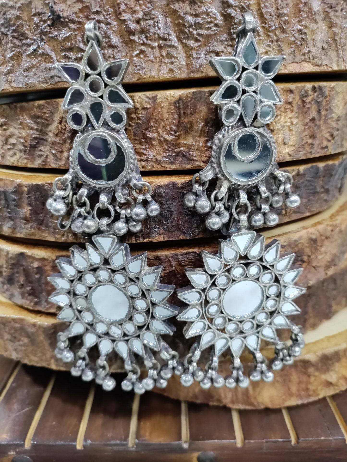 SAHIBA GLASS EARRINGS